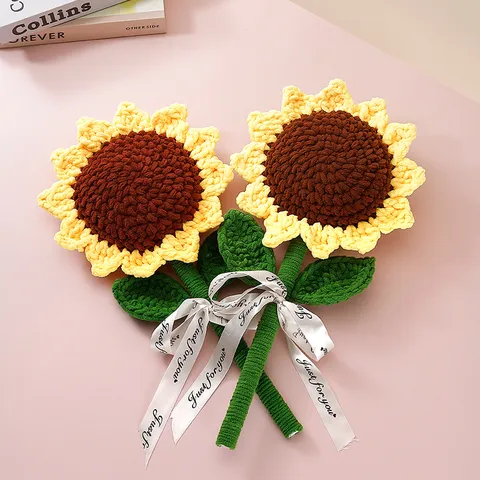Bouquet di Girasoli in Filato Ciniglia Uncinetto Fatto a Mano Fiore Artificiale Lavorato a Maglia Regalo Per Compleanno Laurea Festa