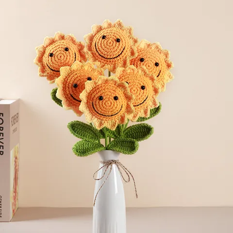 Handmade Knitted Wool Sunflower Crochet Smiling Face Sun Flower Artificial Flower Stem For Graduation Teacher Day Gift