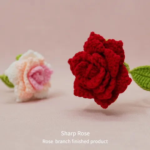Mazzo Artificiale di Fiori di Rosa all'Uncinetto Fatto a Mano per Decorazione della Casa Regalo di San Valentino