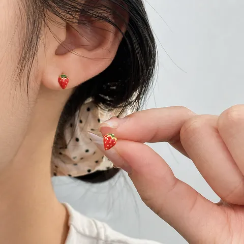 Boucles d'Oreilles Clous Fraise Rouge Avec Tige en Argent Sterling 925 Émail Fruit Étoile Boucles d'Oreilles pour Femmes Bijoux Doux Cadeau