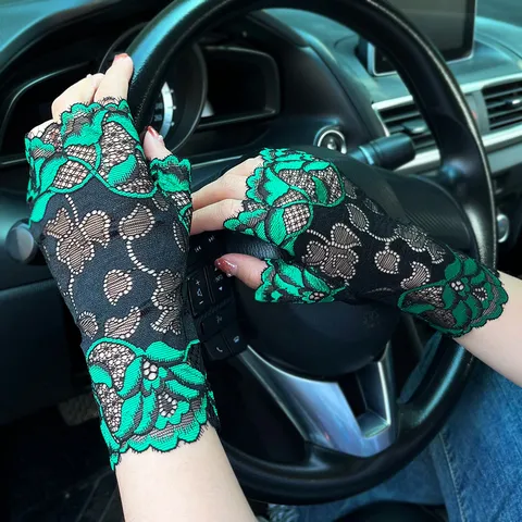 Women Sexy Contrast Lace Half Finger Gloves Summer Thin Breathable Sun Protection Driving