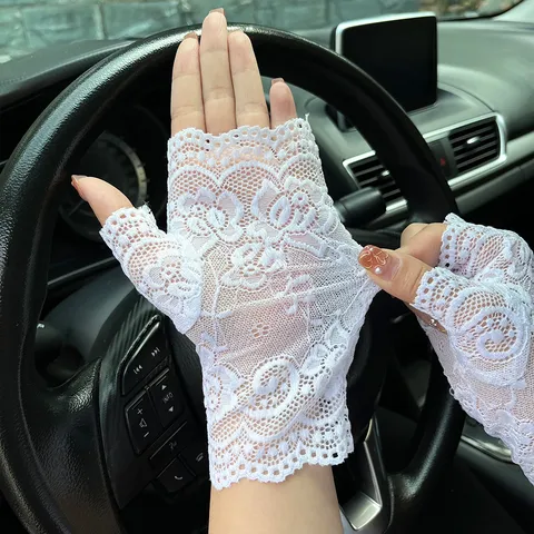 Women's Summer Floral Lace Half Finger Gloves Breathable Sun Protection Driving Gloves Fashion UV Protection Handwear