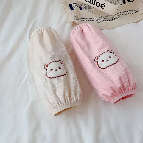 Women Winter Warm Arm Sleeves Cute Bear Embroidery Polyester Anti-Fouling Thickened Long Cuff Sleeves Daily Fashion Accessories
