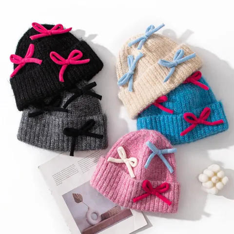 Gorro de Punto de Mezcla de Lana de Peluche Espesado para Mujer Lindo Lazo Colorblock Resistente al Viento Cálido Sombrero de Invierno