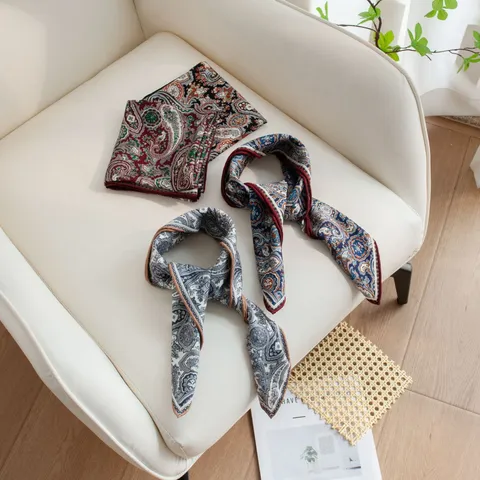 Bufanda Cuadrada de Paisley de Mezcla de Lana para Mujer Elegante Cálida Pañuelo Cuello Accesorios Moda Otoño Invierno
