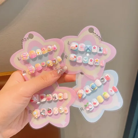 Kinder Cartoon Aufpressbare Nägel Süße Harz Kaninchen Bär Falsche Nagelkunst Set Kinder Handgefertigt Abnehmbare Acryl Nagelspitzen