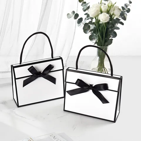 Minimalist Black And White Contrast Bow Handbag Folding Gift Box High End Decorative Gift Wrapping Bag For Party