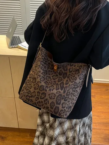 Damen Vintage Wildleder Eimer Tasche Grosse Kapazität Tote Umhängetasche Retro PU Leder Crossbody Tasche Mode Pendler Handtasche