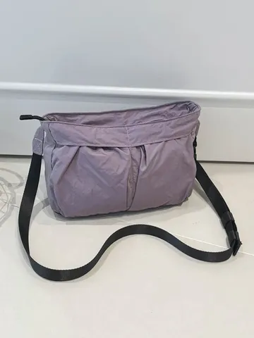 Damen Casual Einasig Umhängetasche Modisch Vielseitig Stoff Messenger Bag Tägliche Reise Handtasche