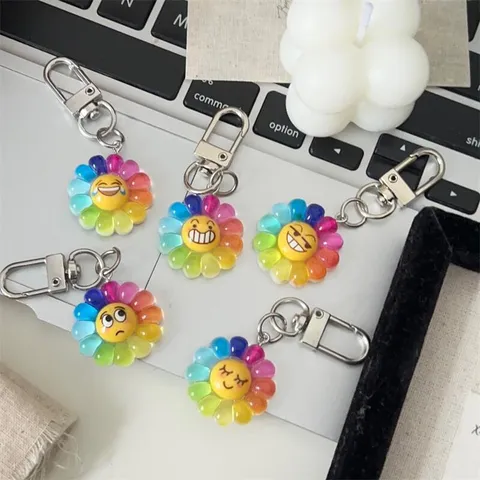 Cartoon Seven Color Flower Resin Keychain Funny Expression Backpack Pendant Cute Bag Charm