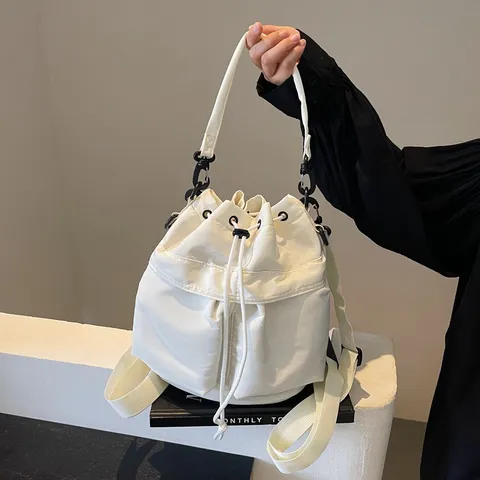Japanischer Stil Großes Kapazität Nylon Rucksack Damen Lässig Wasserdicht Kordelzug Schultertasche Reise Schultasche