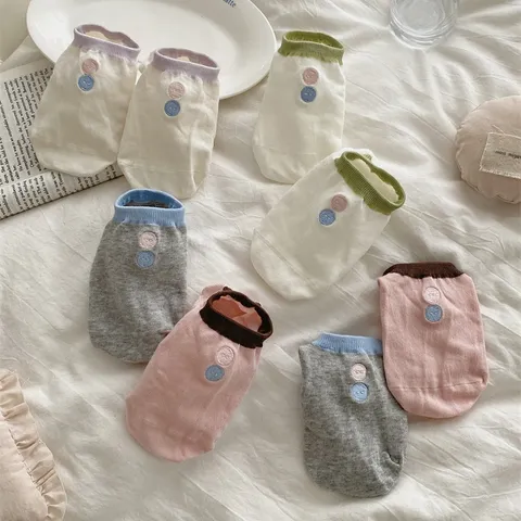 Fantasmini in Cotone Estivi da Donna Tinta Unita Ricamati con Bottoni Calzini Corti Antiscivolo Casual