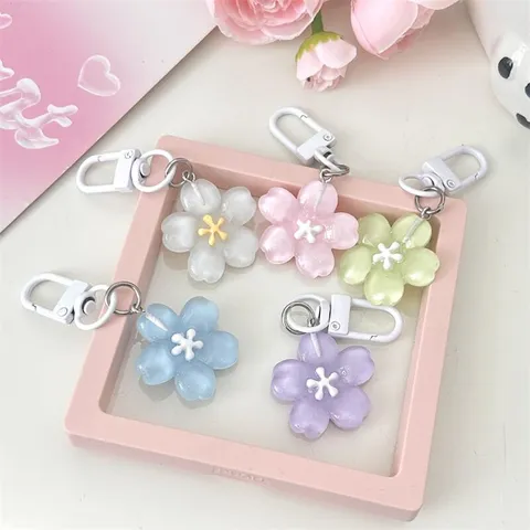 Lindo Llavero de Flor de Cerezo Resina Gelatina Colgante de Bolso Estilo Dulce Anillo de Llaves Para Mujeres Niñas Monedero Mochila Accesorios