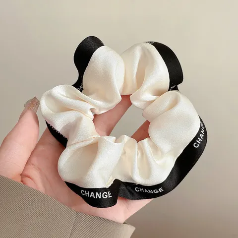 Scrunchie in Satin Minimalista per Donna Moda Stampa con Lettere Blocco di Colore Corda per Capelli Elastici Accessori per Capelli
