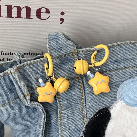 Cute Star Bell Keychain Plastic Resin Hat Star Pendant Bag Charm Cartoon Key Ring For Women Girls Accessories Gift