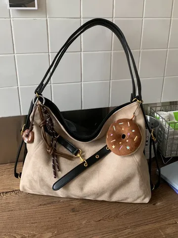 Retro PU Leder Wildleder Umhängetasche Für Damen Casual Chic Achsel Tote Tasche Mit Donut Anhänger Modische Pendler Handtasche