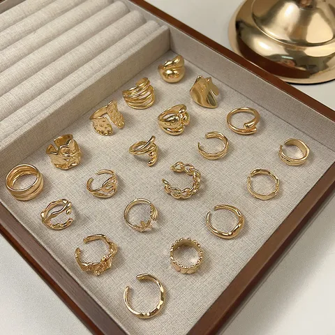 Vintage Minimalista Aleación de Zinc Anillo Abierto Conjunto Para Mujeres Chapado en Oro Geométrico Lazo Irregular Moda Joyería de Dedo Fiesta Regalo