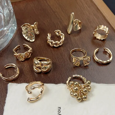 Vintage Minimalista Aleación de Zinc Anillo Abierto Conjunto Para Mujeres Chapado en Oro Geométrico Lazo Irregular Moda Joyería de Dedo Fiesta Regalo