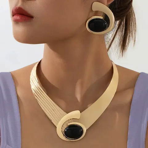 Vintage Exaggerated Alloy Irregular Chain Necklace And Earrings Set For Women Fashion Statement Jewelry