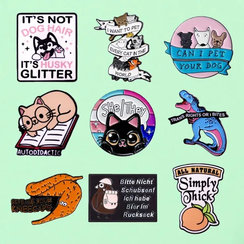 Broche en Émail Mème Drôle Motif Chat Chien Mignon Épingle de Revers en Alliage pour Sac à Dos Décor de Vêtements Bijoux Unisexe Cadeau
