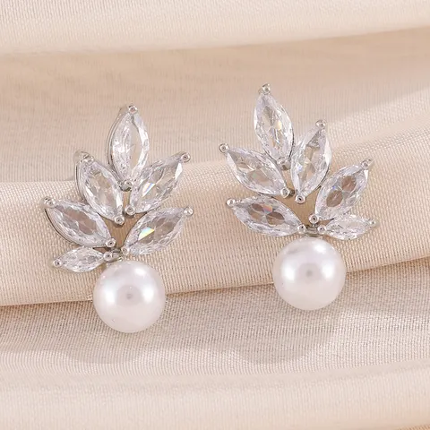 Luxe Koperen Zirconia Parel Oorknopjes Bladvorm Retro Vergulde Banket Oorbellen Voor Vrouwen Partij Mode Sieraden
