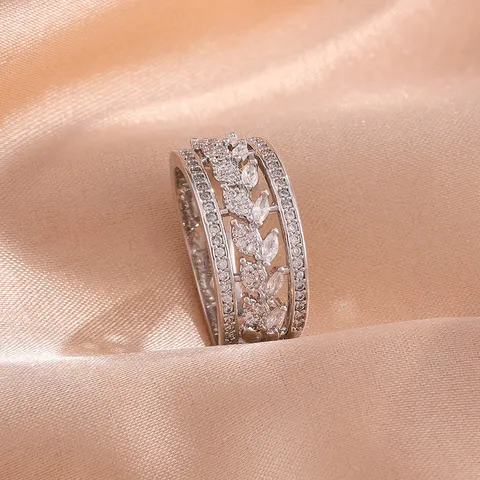 Luxe Koper Zirconia Drielaagse Brede Ring Tarwe Aar Hol Blad Ontwerp Pavé Zirconia Banket Vrouwen Sieraden