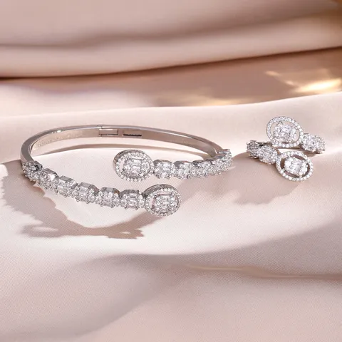 Luxe Koperen Strass Verstelbare Open Armband en Ring Sieradenset Voor Vrouwen Verguld Geometrische Party Accessoire