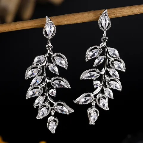 Koreaanse Lichte Luxe Blad Tarwe-aar Lange Kwastje Oorbellen Strass Pavé Koper Hangen Oorbellen Voor Vrouwen Banket Sieraden