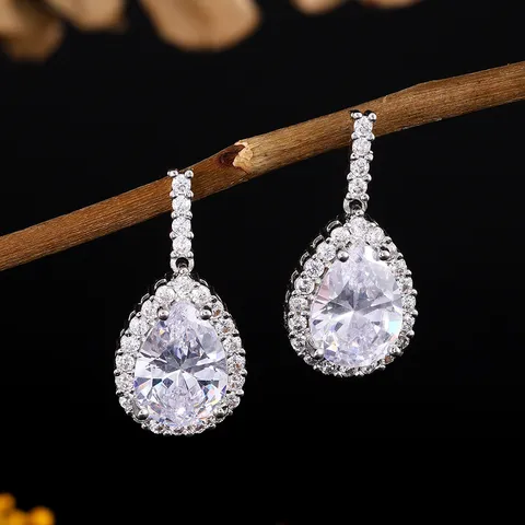 Elegante Koperen Zirconia Waterdruppel Hangoorbellen Voor Vrouwen Bruiloft Banket Luxe Lange Druppel Oorbellen Sieraden Cadeau