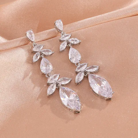 Luxe Lange Kwast Waterdruppel Zirconia Bruids Oorbellen Koper Zilver Verguld Elegante Bruiloft Sieraden Vrouwen Cadeau