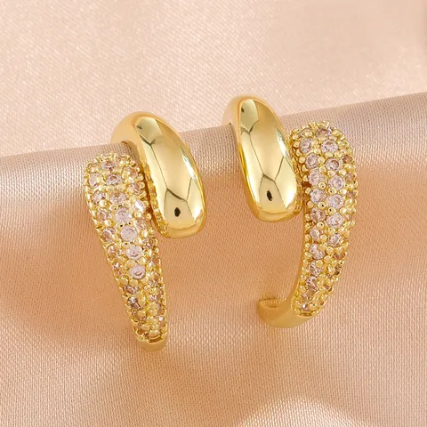 Niche Design C-Vormige Vol Strass Oorknopjes 18K Verguld Serpentine Geometrische Oorbellen Voor Dames Streetwear Sieraden