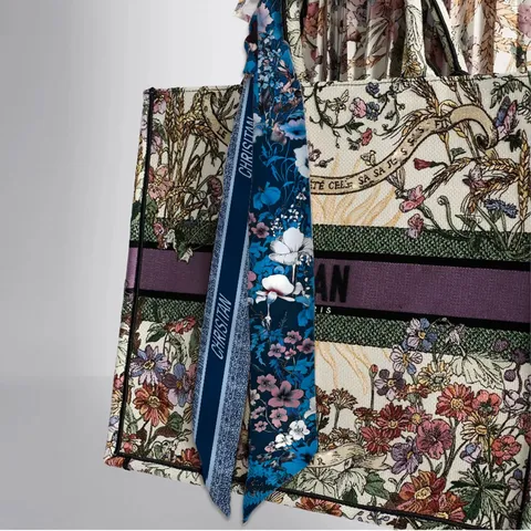 Vrouwen Mode Twill Satijn Bloemenprint Lange Smalone Sjaal Retro Decoratieve Tas Lint Handvat Wrap Elegant Sjaal Cadeau