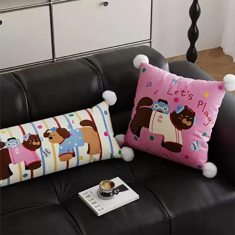 Schattige Puppy Cartoon Bedrukte Pluche Kussenhoes Woonkamer Bank Bed Kussen Met Pompon Rand