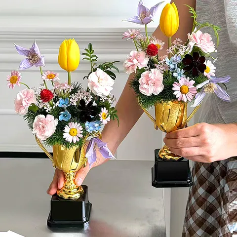 Golden Trophy Shape DIY Floral Arrangement Material Plastic Electroplated Trophy Ornament For Home Office School Teacher Day Decor