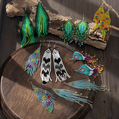 Bohemian Stile Diakopon Fountes Gialines Chantres Kremasta Skularikia Cheiropoiita Anthika Geometrika Makria Kosmimata Gia Gynekes