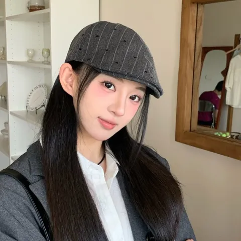 Women Vintage British Style Cotton Newsboy Hat Cute Heart Embroidery Flat Cap Retro Beret Hat Casual Visor Cap