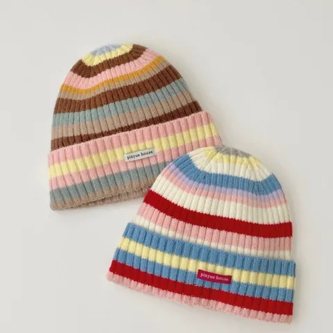 Gorro de Punto a Rayas Colorido Invierno Cálido Estilo Coreano Casual Gorro Calavera Parche de Letras Sombrerería Moderna
