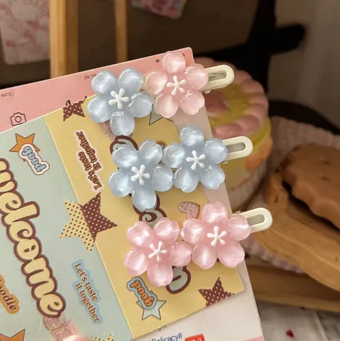 Sweet Ins Style Resin Cherry Blossom Wave Hair Clip Cute Floral Hairpin Bangs Clip Hair Accessories For Women