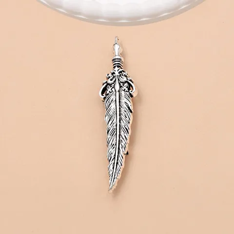 Vintage Silver Feather Brooch Retro Alloy Feather Lapel Pin Suit Badge Fashion Jewelry Accessories For Men Women