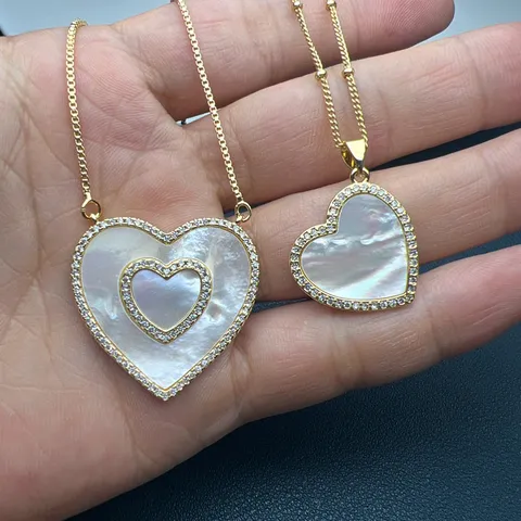 Minimalist Copper Natural Mother-Of-Pearl Heart Pendant Necklace For Women Elegant Gold Plated Heart Charm Necklace Jewelry