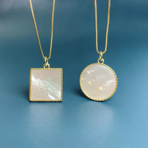 Natural Mother Of Pearl Pendant Necklace Copper Gold Plated Beaded Geometric Square Round Clavicle Jewelry Gift
