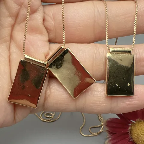 Retro Guadalupe Cross Pendant Necklace Women Vintage Mother Of Pearl Gold Plated Copper Clavicle Chain Jewelry Gift
