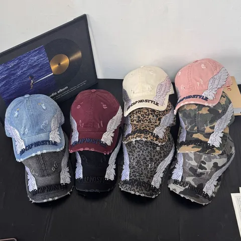 Gorra de Béisbol de Algodón Unisex Bordado de Alas Estampado de Letras Protección Solar Ajustable Sombrero Casual de Calle Para Hombres Mujeres