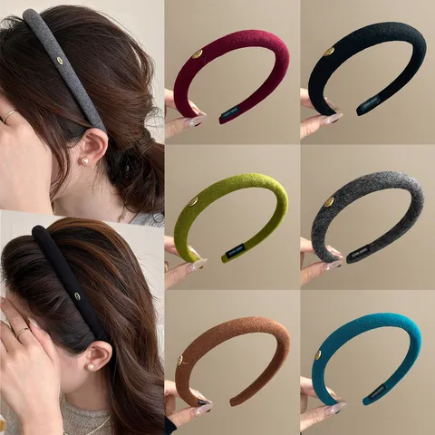 Serre-Tête Fin en Laine Coréen Avec Petite Plaque Dorée Minimaliste Couleur Unie Bandeau à Cheveux Automne Hiver Accessoires de Mode pour Femmes