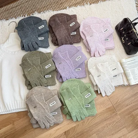 Ensemble 3 Pièces Bonnet Écharpe Et Gants Tricotés Chauds D'Hiver Fil à Pois Polyester Doux Style Coréen Accessoires D'Extérieur Pour Femmes