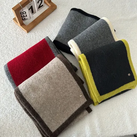 Women Winter Colorblock Knit Scarf Soft Warm Neck Scarf Fashion Casual Chic Winter Accessories