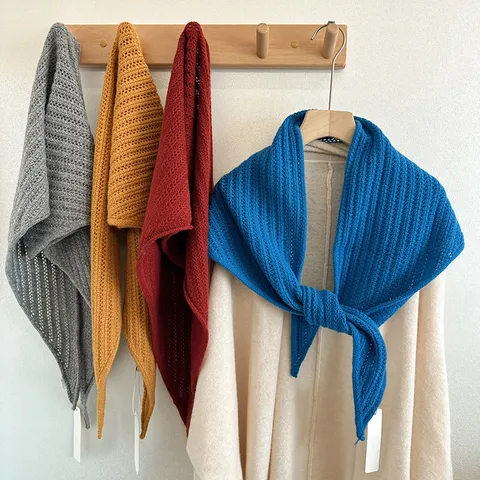 Women Winter Warm Wool Triangle Scarf Fashion Lazy Style Knitted Shawl Solid Color Casual Daily Wrap Accessories