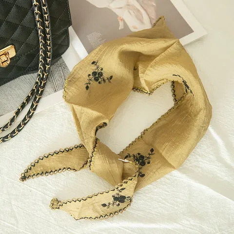 Women Floral Embroidered Triangle Scarf Sweet Girl Hair Band Lightweight Breathable Headscarf Daily Accessories