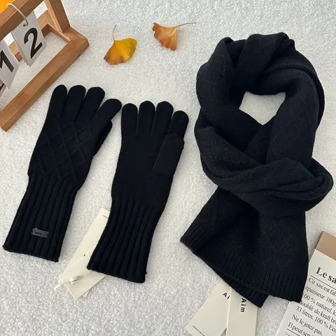 Winter Warm Wool Scarf And Gloves Set Diamond Lattice Knitted Couple Neck Warmer Split Finger Gloves Fashion Accessory
