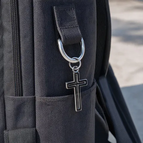 Mode Hip Hop Hohl Kreuz Anhänger Schlüsselanhänger Metall Eisen Tasche Charm Ornament Persönlichkeit Punk Stil Silber Schlüsselring